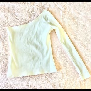 One arm off shoulder white shirt